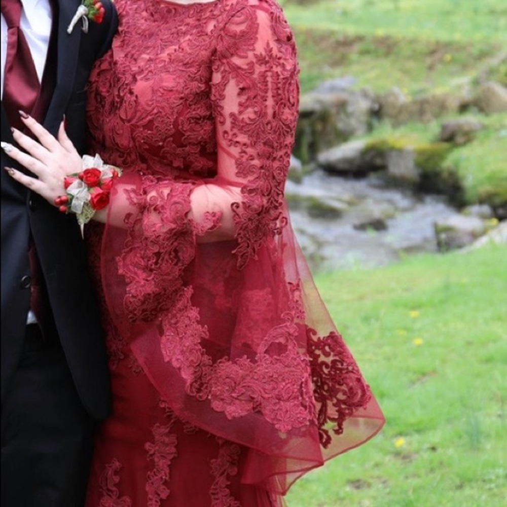 Prom Dress - Picture 4 of 6